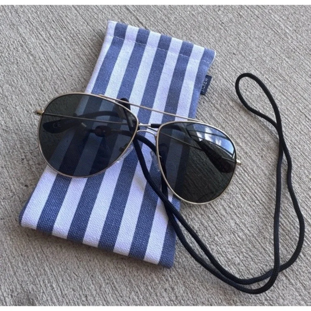 J.Crew Airman Sunglasses in One Size‎ Stainless Steel Classic Gold BE964 EE267